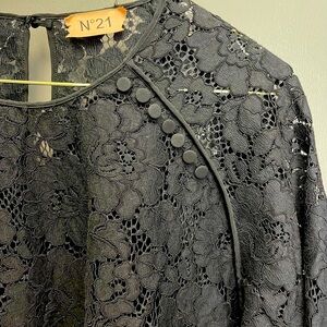 No. 21 Black Lace Top Blouse Italy